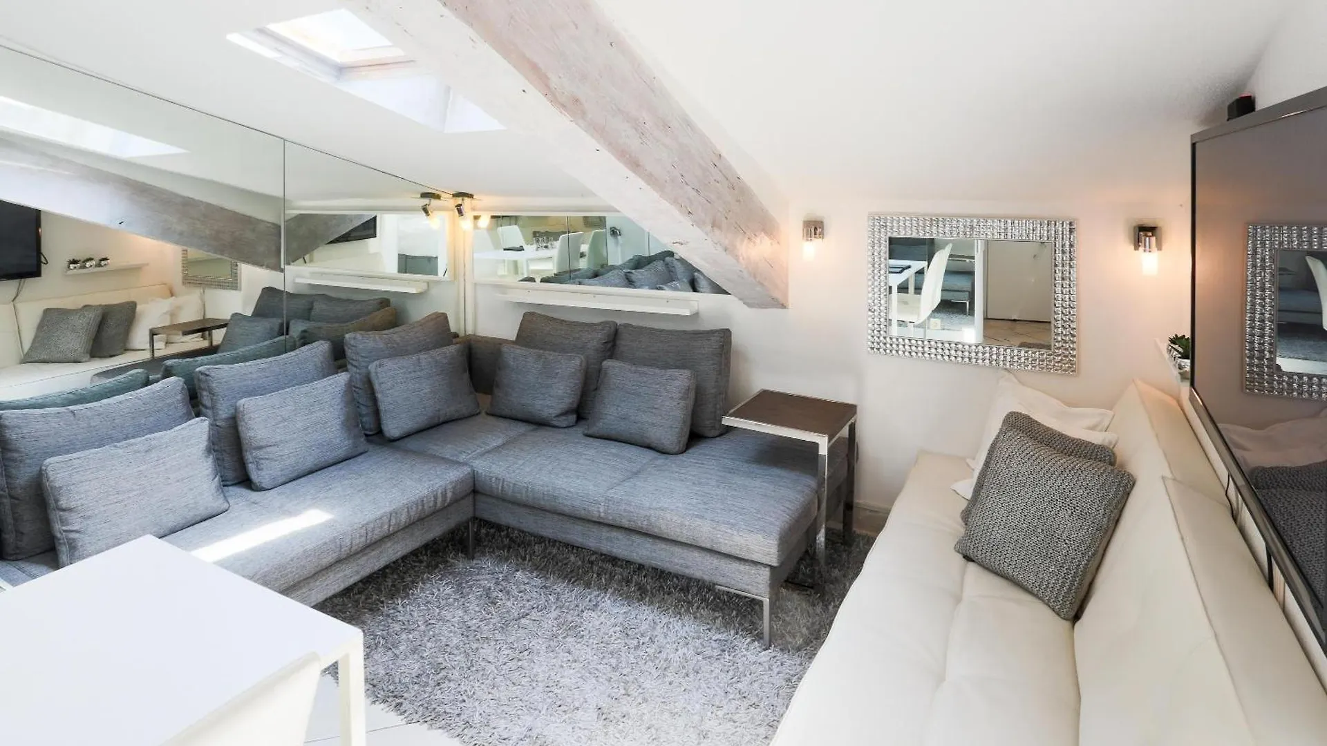 2 Room Cannesvacationrental By Americanvacationliving Holiday home